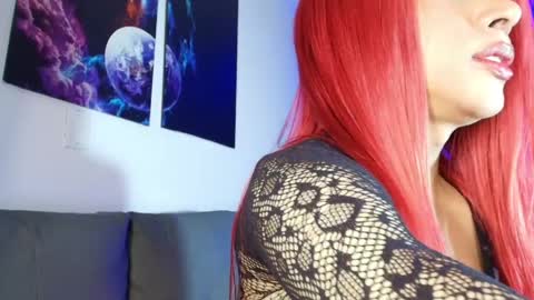 instagramlatin goddessx   im nikoll online show from June 4, 5:43 am