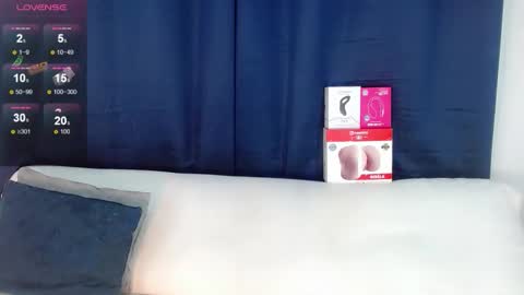 Laura online show from February 10, 7:04 am