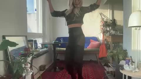 legsylegsinton online show from October 30, 2:49 pm