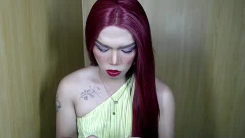 lena online show from December 5, 2:37 am