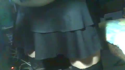 leobauo online show from April 3, 11:35 pm