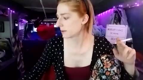 LesleyGumGrass- The Boring Trans girl online show from February 20, 6:24 pm