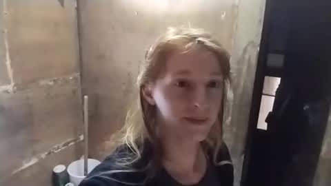 LesleyGumGrass- The Boring Trans girl online show from March 12, 8:25 pm