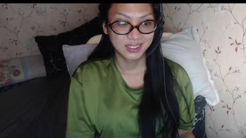 Hev Lexi online show from June 7, 7:49 am