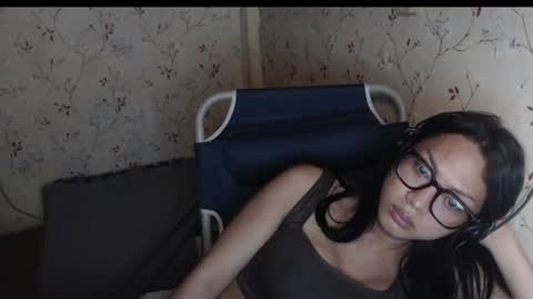 Hev Lexi online show from July 6, 4:30 am