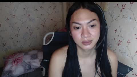 Hev Lexi online show from July 7, 12:35 am