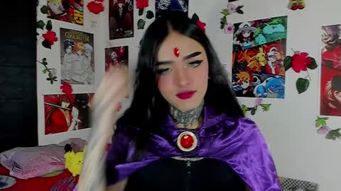   online show from October 31, 7:40 am