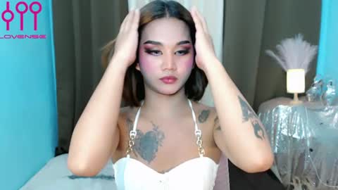 LILY online show from July 20, 4:27 am