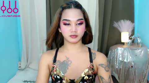 LILY online show from July 24, 1:04 am
