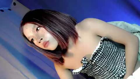 lil_trixxy online show from June 12, 8:08 pm
