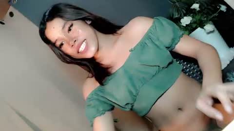 lil_trixxy online show from June 29, 5:00 am