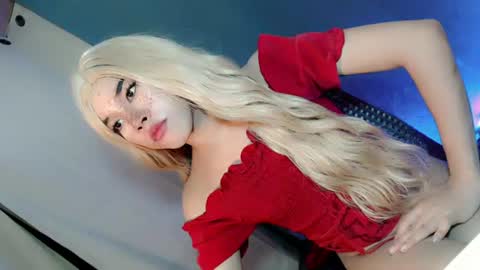 lil_trixxy online show from July 5, 4:19 am