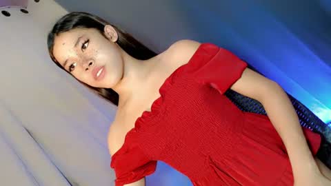 lil_trixxy online show from July 19, 3:44 am