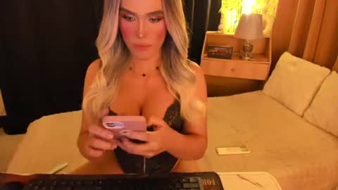 IM YOUR TRUE GODESS Lilymonstercock online show from July 17, 2:56 pm