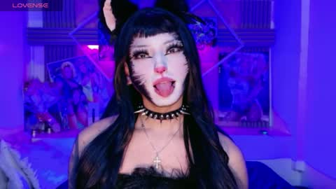 lisa_sparkleee online show from June 10, 3:17 am