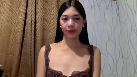 litl_tits online show from March 3, 11:50 am