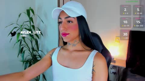 litz_81 online show from November 19, 9:37 pm