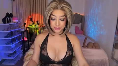 Goddess Ayumi online show from June 22, 10:12 am