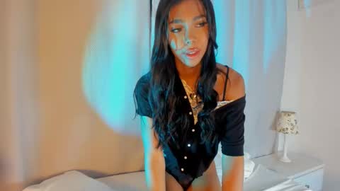 Liz Grant online show from November 6, 10:54 pm