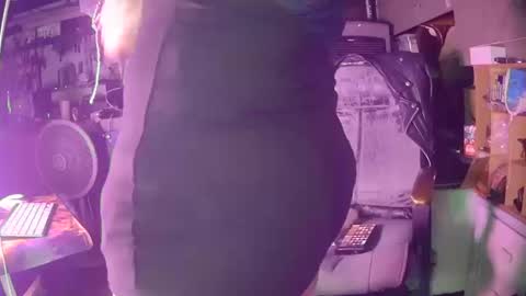 longbeachcd69 online show from October 13, 8:26 am