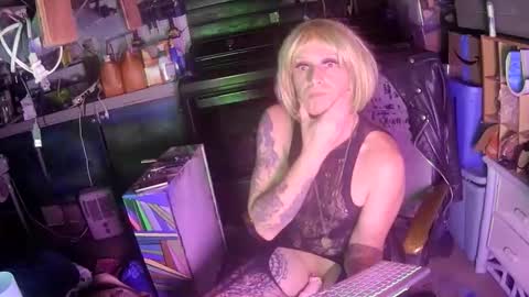 longbeachcd69 online show from March 11, 8:29 am