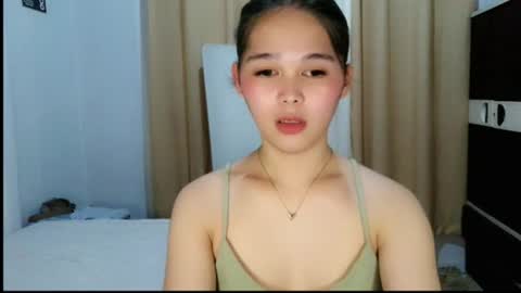 louilalicious online show from June 19, 2:16 am