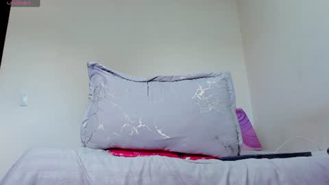 Mi lu online show from July 28, 2:24 pm