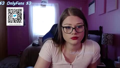 Snapshot of love4layla chatting on January 13, 7:10 pm Laylah Little online show from January 13, 7:10 pm