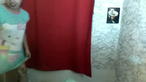 Bella Xox online show from July 9, 6:28 am