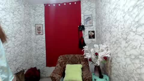 Bella Xox online show from July 28, 3:21 pm
