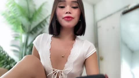 lovely_cittie18 online show from June 5, 6:52 am