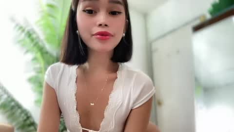 lovely_cittie18 online show from June 20, 4:15 am