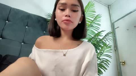 lovely_cittie18 online show from June 30, 2:33 am