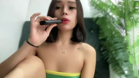lovely_cittie18 online show from August 3, 9:04 am