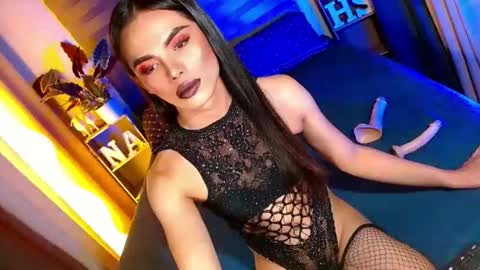 lovelymiss_shyna11 online show from June 6, 6:15 pm