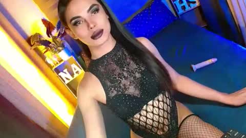 lovelymiss_shyna11 online show from June 11, 4:05 pm