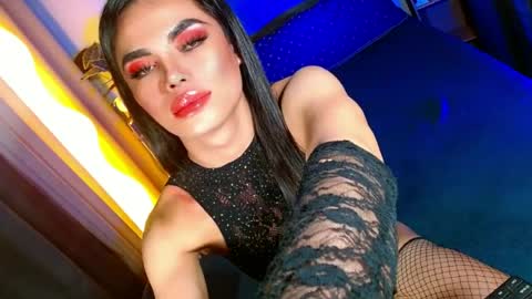 lovelymiss_shyna11 online show from June 21, 6:22 pm