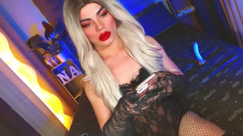 lovelymiss_shyna11 online show from August 1, 12:00 am