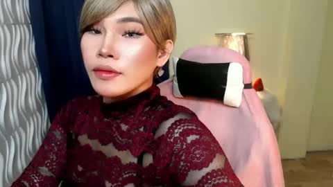 STWEET LINA online show from December 3, 7:07 pm