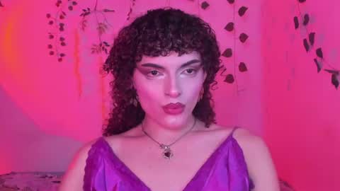Lucy or Lucian 3 Come to my social Links3   online show from June 16, 7:10 am