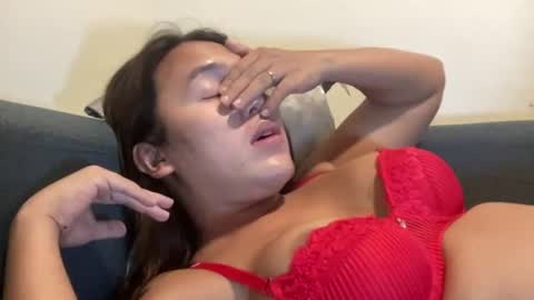 A V A online show from August 5, 10:16 pm