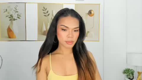 lucyvane online show from July 17, 8:04 pm