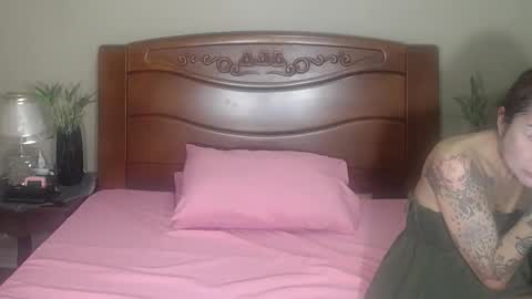 lulu_wild online show from October 29, 11:19 am