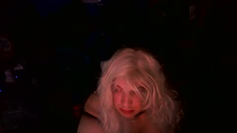 LunaXXX online show from April 12, 3:43 am