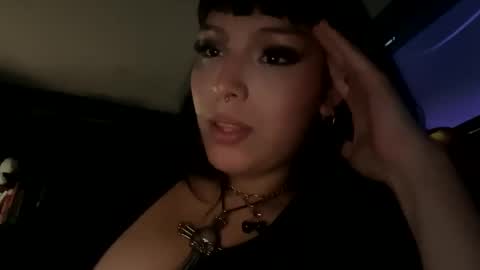 Lupita online show from February 24, 1:46 am