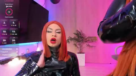 Lucy and Kristhy online show from March 6, 4:12 pm