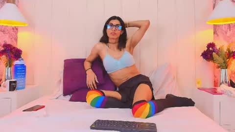 Lilith  loki online show from June 11, 12:32 am