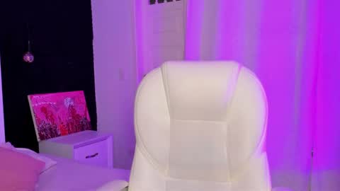  madame lilith  online show from January 17, 11:27 am