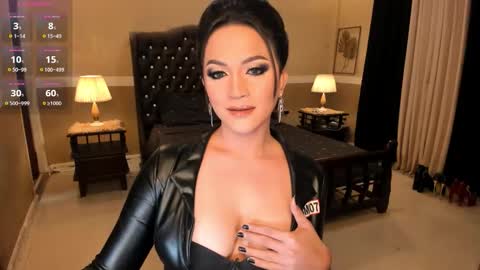 Alison Kloss online show from December 14, 1:44 am