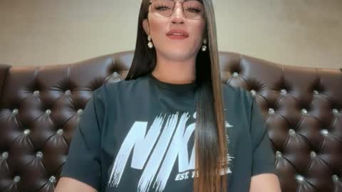 Alison Kloss online show from June 21, 11:30 pm